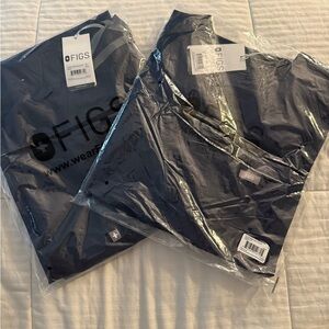 FIGS scrubs